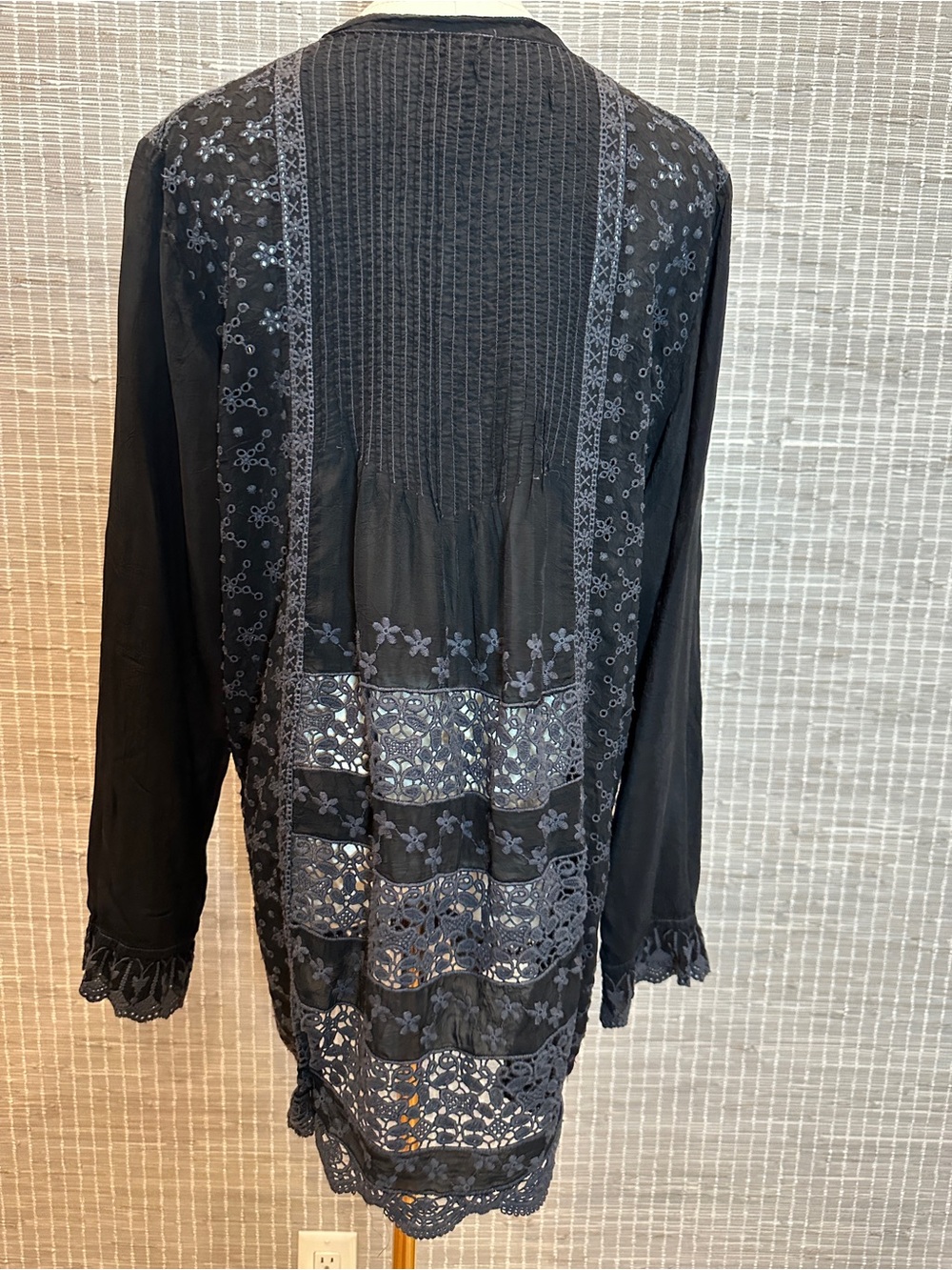 Johnny Was Black Embroidered Lace Tunic Blouse - Picture 2 of 3